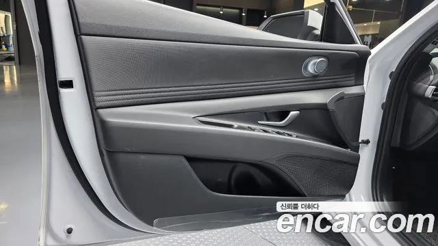 Hyundai Avante — Фото автомобиля 13
