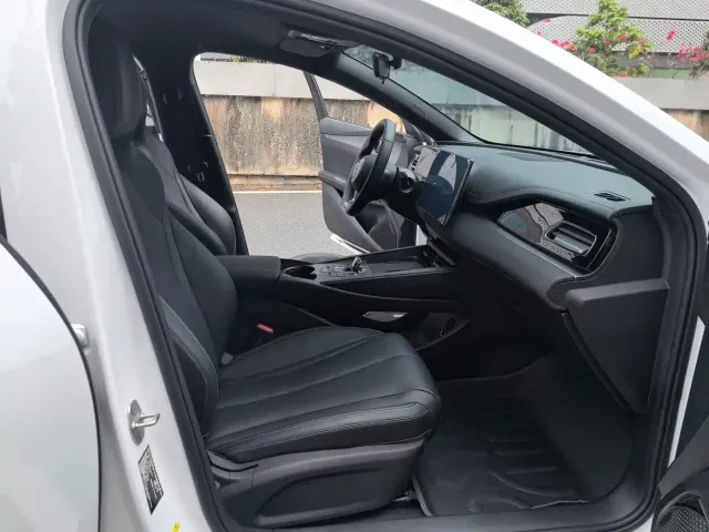 BYD Seal 06 — Фото автомобиля 23