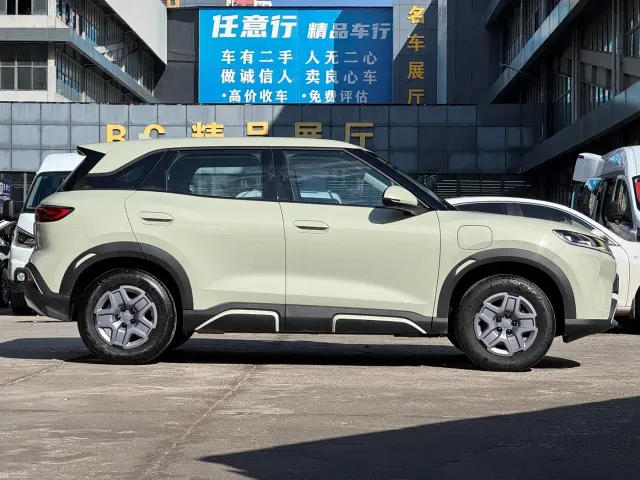 BYD Yuan UP — Фото автомобиля 5