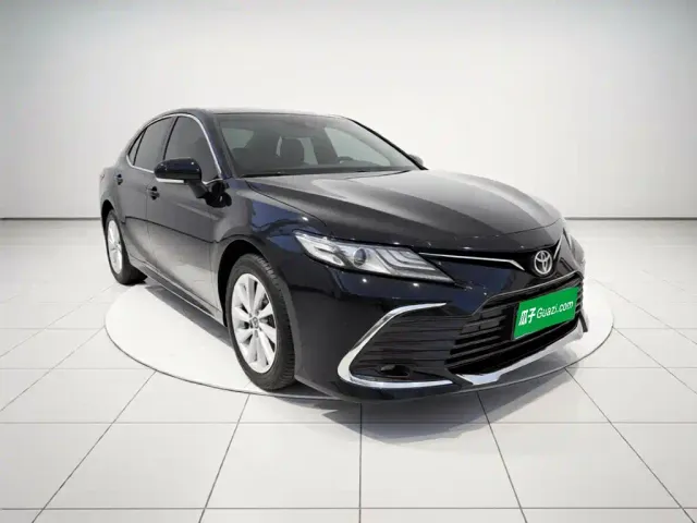 Toyota Camry — Фото автомобиля 3
