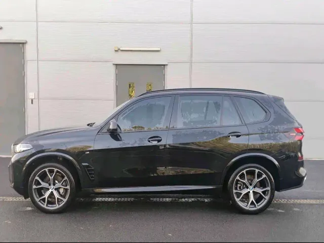 BMW X5 — Фото автомобиля 4