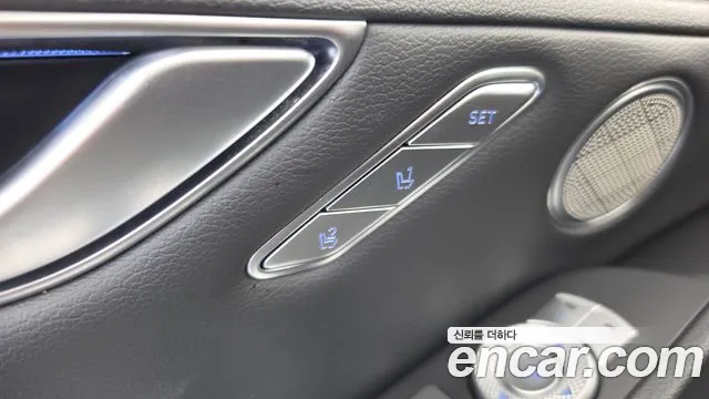 Genesis G80 Electrified G80 (RG3) — Фото автомобиля 26