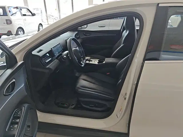 BYD Seal 06 — Фото автомобиля 14