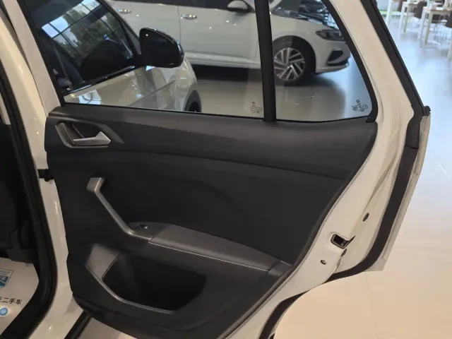 Volkswagen Tharu — Фото автомобиля 12