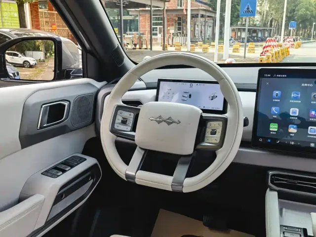 BYD FangChengBao Titanium 3 — Фото автомобиля 12