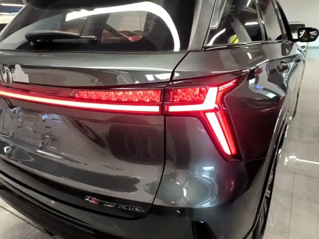 Changan CS75 Plus — Фото автомобиля 7