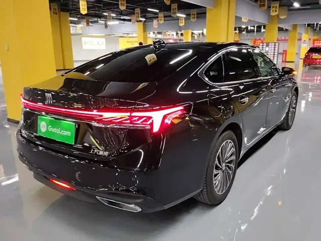 Buick LaCrosse — Фото автомобиля 6