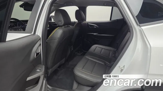 ChevroletGMDaewoo Trax Trax Кроссовер — Фото автомобиля 12