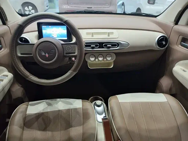 Wuling Hongguang Mini EV — Фото автомобиля 9