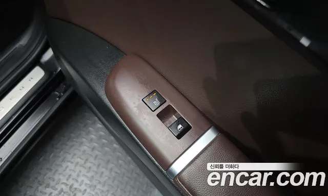 Hyundai Grandeur GN7 — Фото автомобиля 28