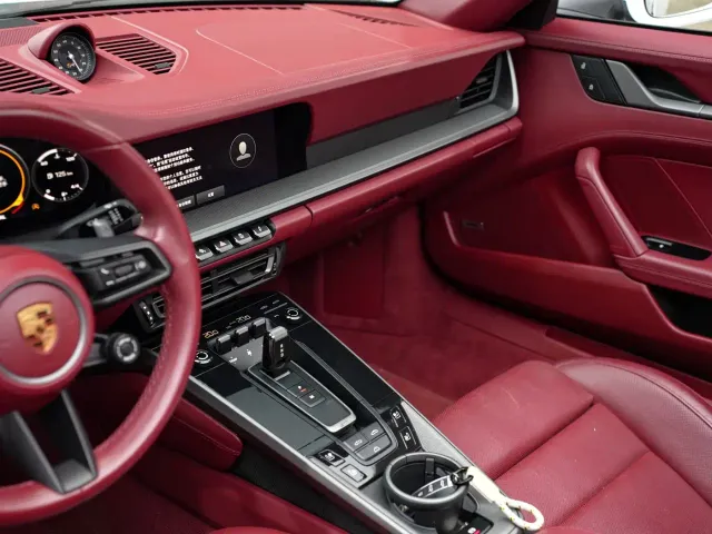 Porsche 911 — Фото автомобиля 9