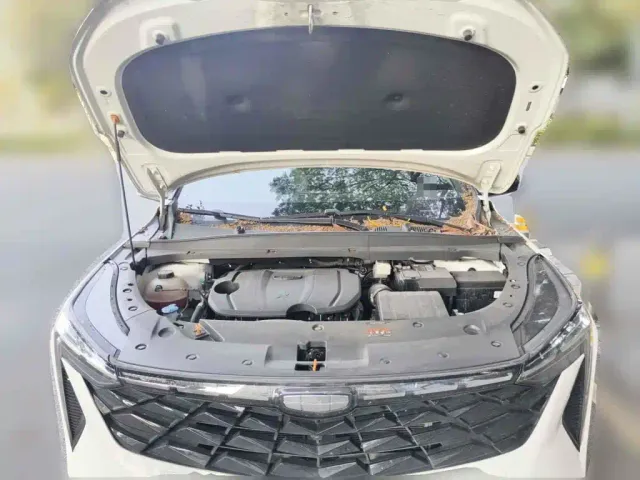 Geely Boyue — Фото автомобиля 3
