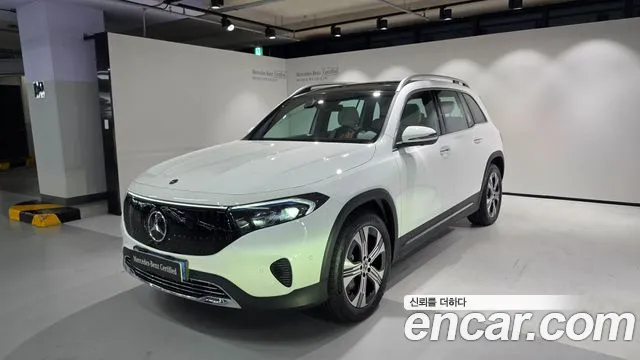Фотография автомобиля — Mercedes-Benz EQB X243