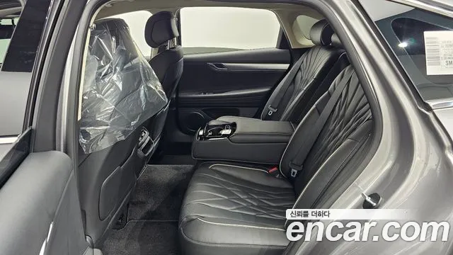 Genesis G80 Бензин 2.5 турбо AWD — Фото автомобиля 12