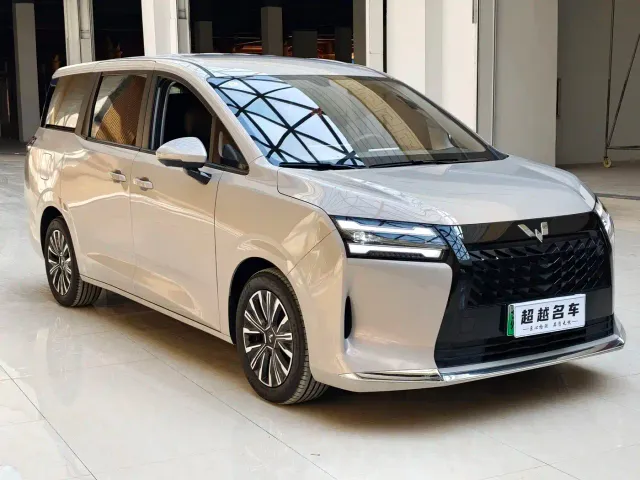 Wuling Starlight 730 — Фото автомобиля 3