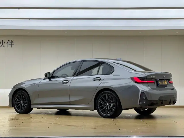 BMW 3 Series — Фото автомобиля 24