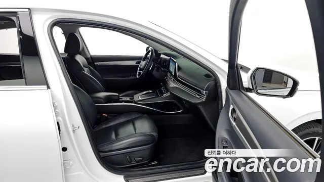 Hyundai Grandeur Новый Grandeur IG — Фото автомобиля 10