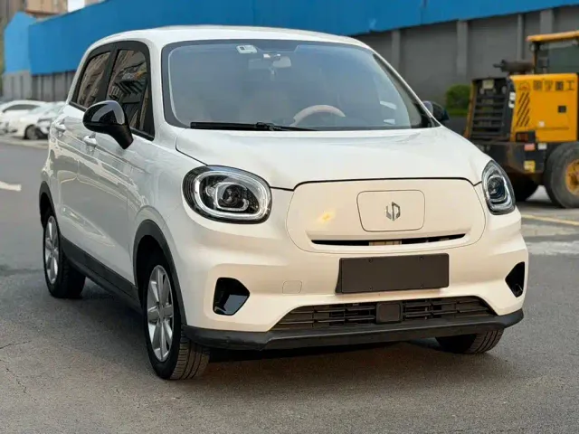 Leapmotor T03 — Фото автомобиля 3