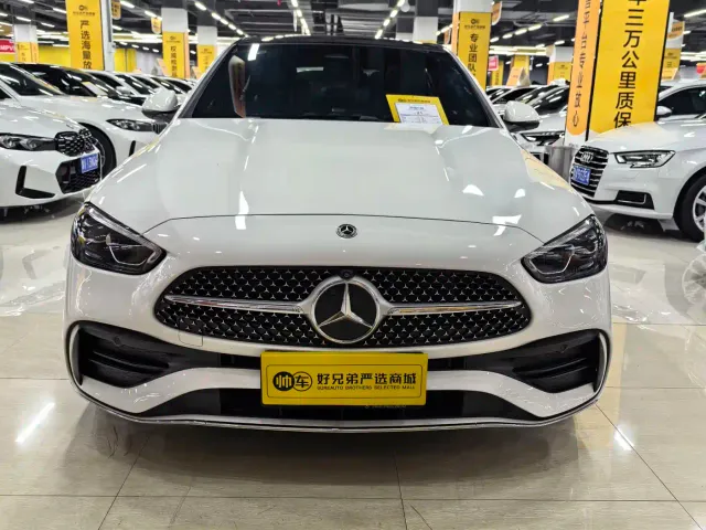 Mercedes-Benz C-Class — Фото автомобиля 2