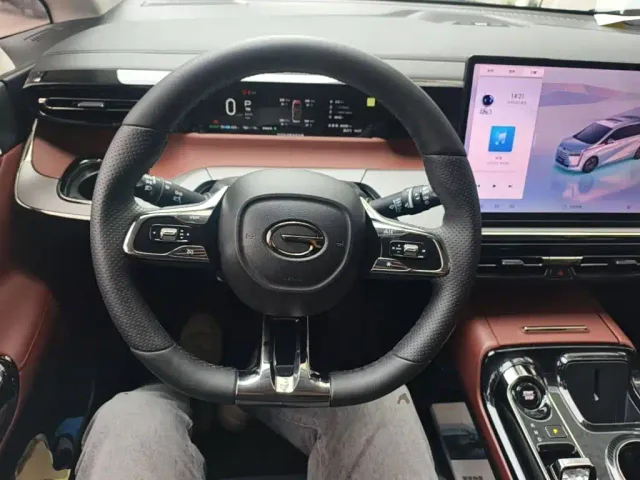 GAC Trumpchi E8 — Фото автомобиля 10
