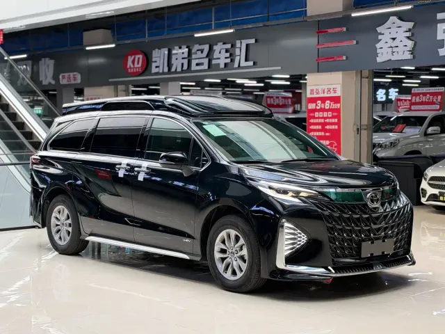 Toyota Granvia — Фото автомобиля 3