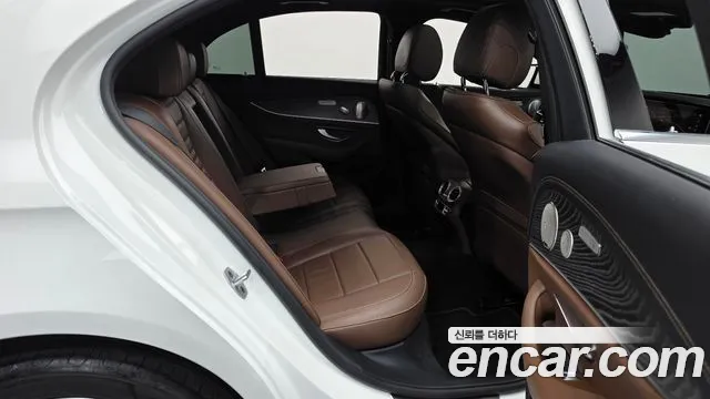Mercedes-Benz E-Class W213 — Фото автомобиля 17