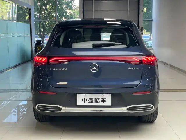 Mercedes-Benz EQE SUV — Фото автомобиля 25