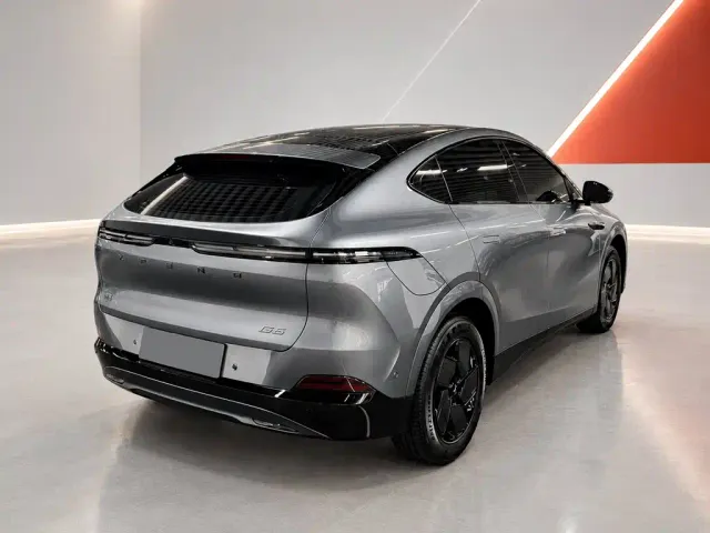 Xpeng G6 — Фото автомобиля 6