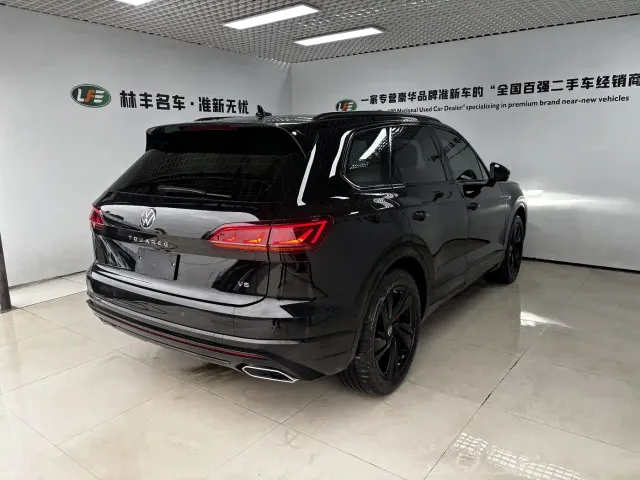 Volkswagen Touareg — Фото автомобиля 5