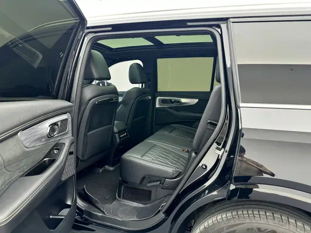GAC Trumpchi GS8 — Фото автомобиля 16