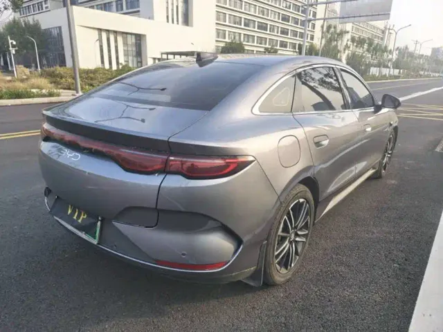 BYD Qin L — Фото автомобиля 5