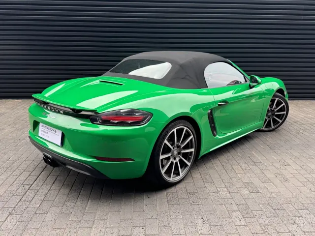 Porsche 718 — Фото автомобиля 12
