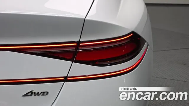 Genesis G90 Бензин 3.5 турбо AWD — Фото автомобиля 20