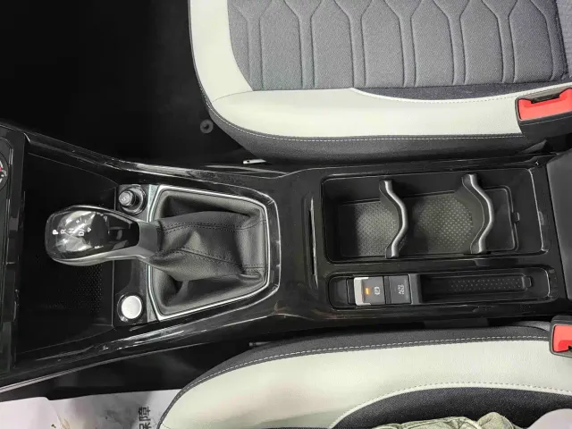 Volkswagen Tharu — Фото автомобиля 14