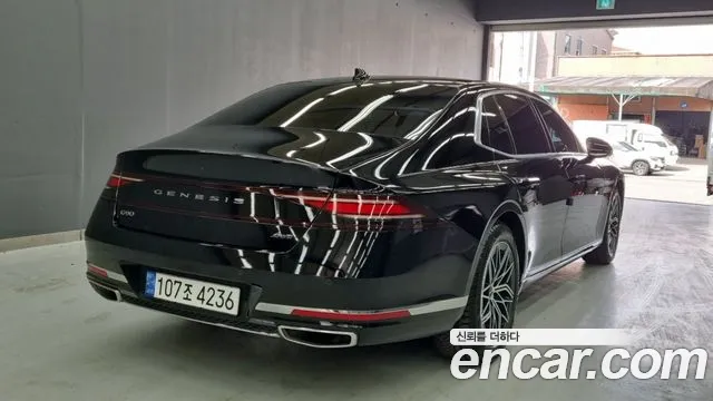 Genesis G90 Бензин 3.5 турбо AWD — Фото автомобиля 2