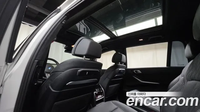 BMW X7 — Фото автомобиля 16