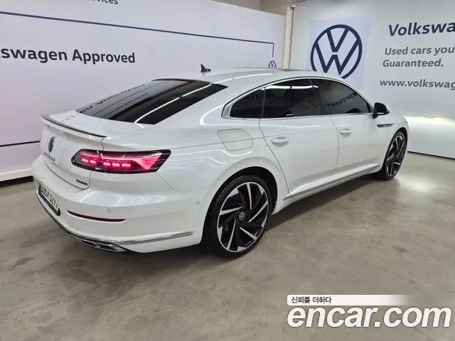 Volkswagen Arteon — Фото автомобиля 2