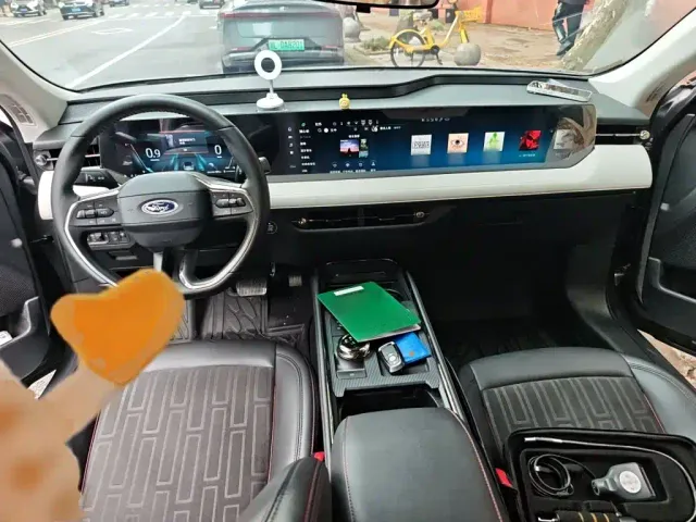 Ford Mondeo — Фото автомобиля 10
