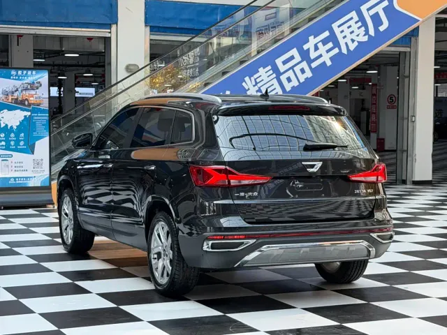 Jetta VS7 — Фото автомобиля 18