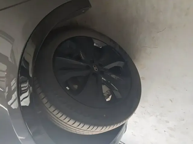 Zhijie Luxeed R7 2026 Range Extender Max+ — Фото автомобиля 22