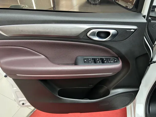 GAC Trumpchi M6 — Фото автомобиля 11