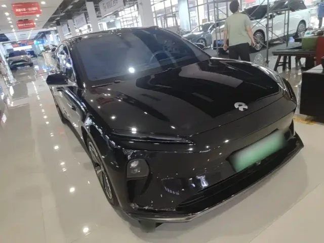 Nio ET5 Touring — Фото автомобиля 3