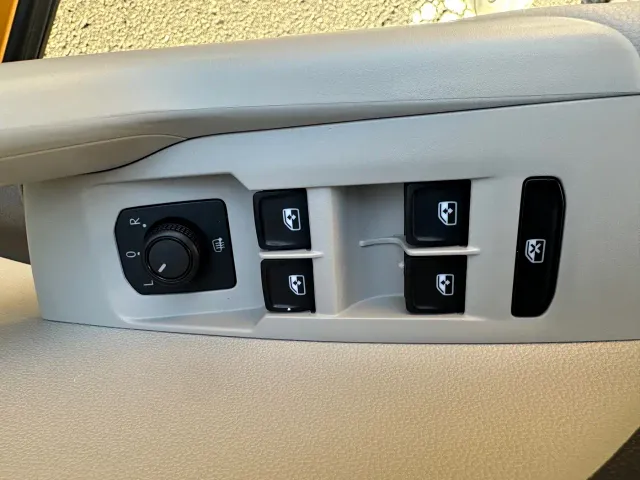 Volkswagen T-Cross — Фото автомобиля 11