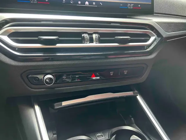 BMW 3 Series — Фото автомобиля 17