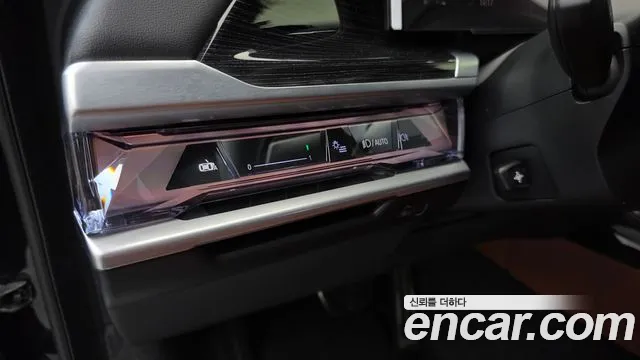 BMW 7-Series 7 серия (G70) 740i xDrive M Sport — Фото автомобиля 16
