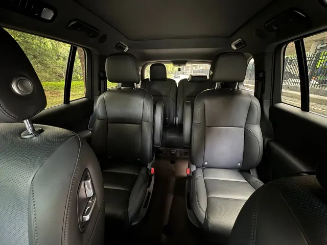 Li Auto L8 — Фото автомобиля 7