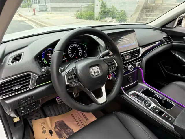 Honda Accord — Фото автомобиля 14