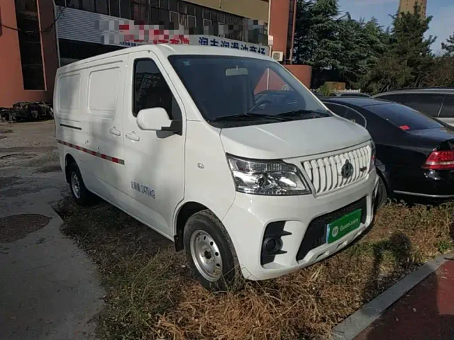 Changan Ruixing M60 — Фото автомобиля 3