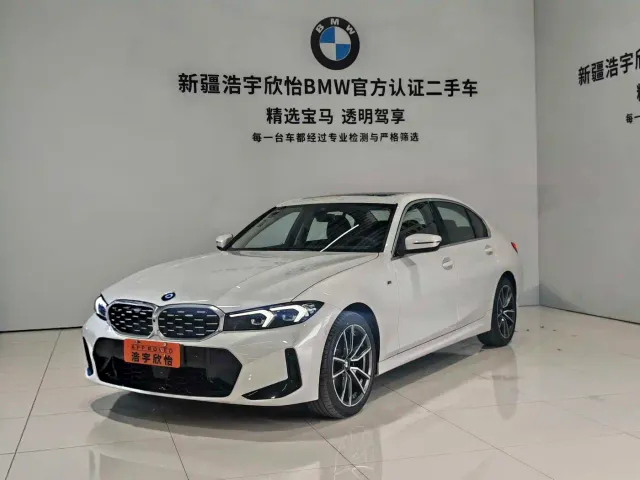 Фотография автомобиля — BMW 3 Series