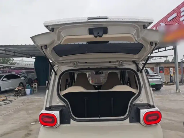 Wuling Hongguang Mini EV — Фото автомобиля 18